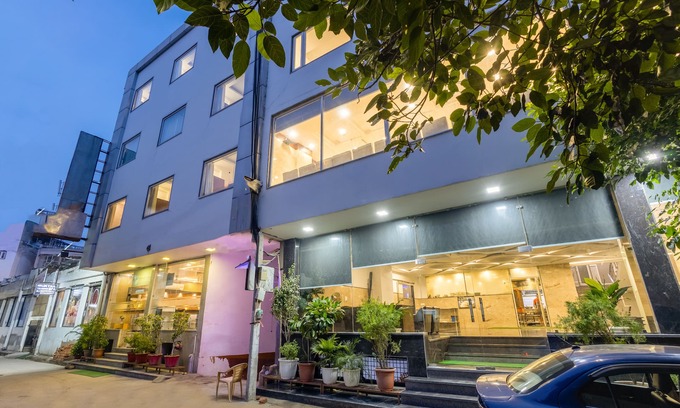 Mahipalpur Hotel | Hotel ARCH