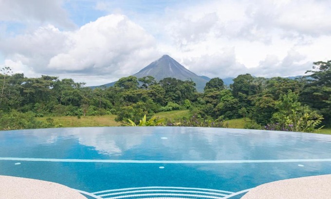 La Fortuna Cabin | Hotel Arenal Lodge