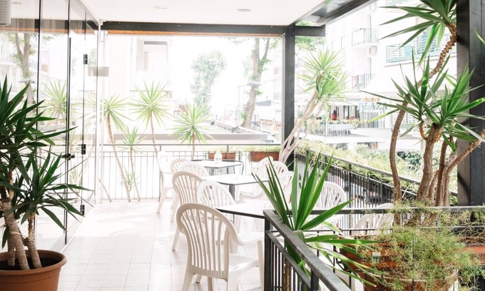 Rivazzurra Bed & Breakfast | Hotel Arlino