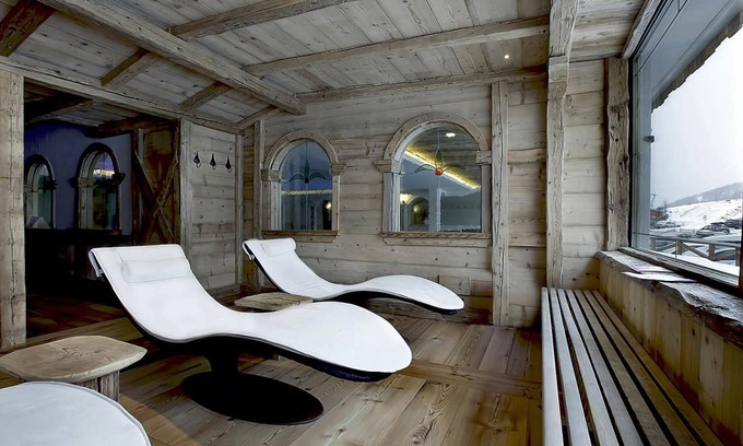 San Pellegrino Pass Hotel | Hotel Arnika Wellness