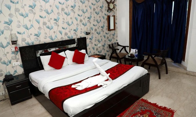 Noida House | Hotel Ashray Noida