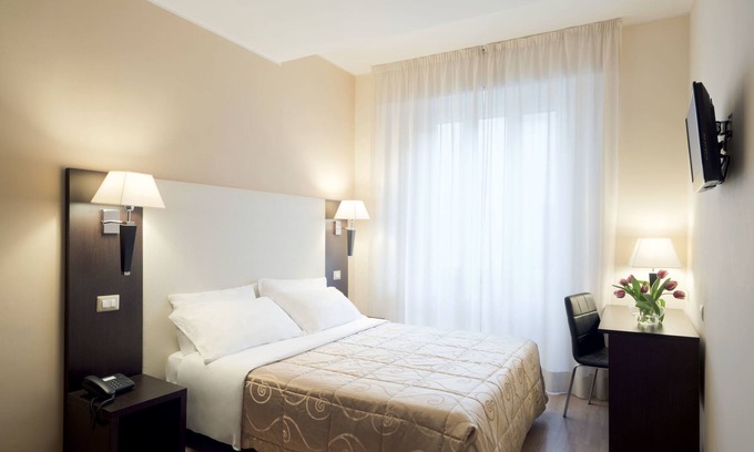 Pavia Hotel | Hotel Aurora