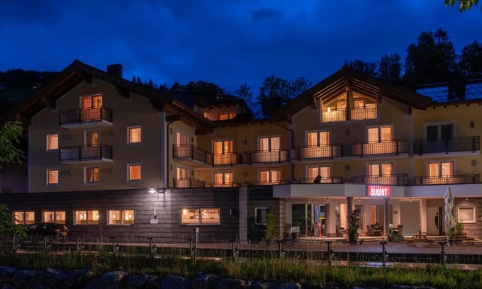 Saalbach-Hinterglemm Hotel | Hotel Auwirt Zentrum