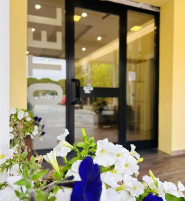 Peschiera del Garda Hotel | Hotel Benaco Mavras