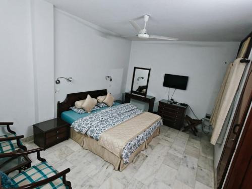 Kalkaji Hotel | Hotel bisoya