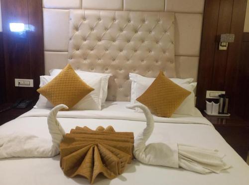 Zirakpur Hotel | HOTEL BLUE ORCHID - A 3 STAR HEAVEN IN Tricity