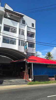 Thiranagama Hotel | Hotel Blue Sky