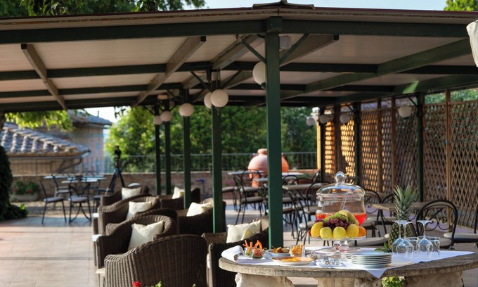 Lucignano d'Arbia Hotel | Hotel Borgo Antico