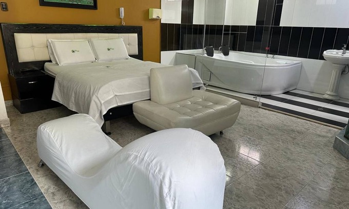 Barrios Unidos Hotel | Hotel Bosque Chapinero