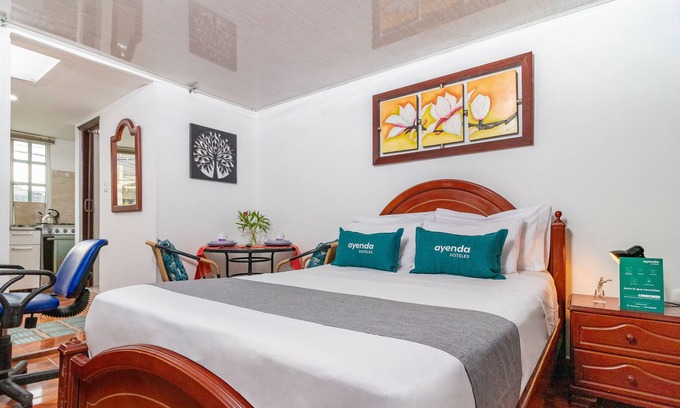 Engativa Hotel | Hotel Boutique Casa Magaly