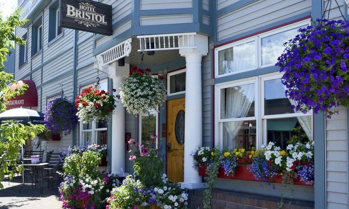 Downtown Steamboat Springs Hotel | Hotel Bristol