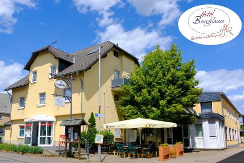 Nickenich Hotel | Hotel Burgklause