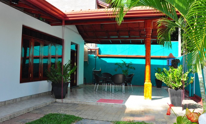 Debarawewa House | Hotel Camorich