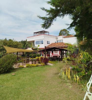 El Penol Hotel | Hotel Campestre Y Cervecería Flor de Canela