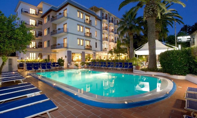 Sant'Agnello Hotel | Hotel Caravel