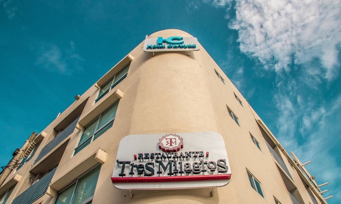 Coatzacoalcos Hotel | Hotel Careyes