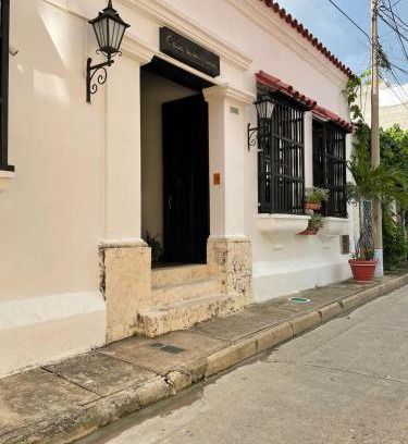 Cartagena Walled City Hotel | Hotel Casa de Las Palmas