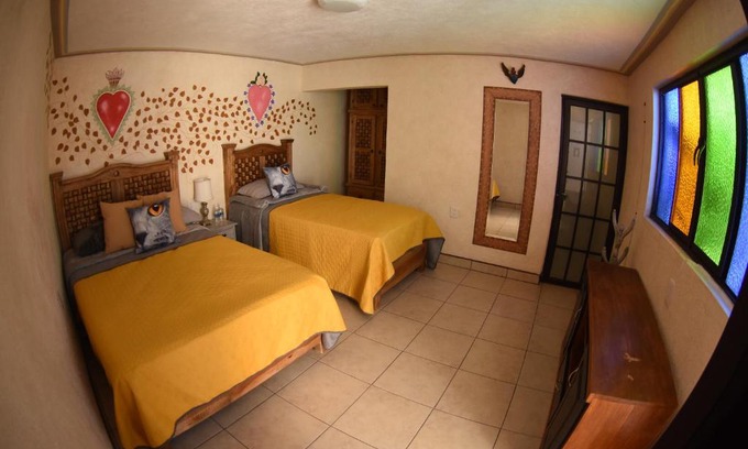 Santa Rosa de Jauregui House | HOTEL CASA LIMON