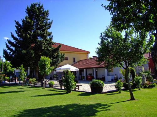 Monforte de Lemos Hotel | Hotel Casa Reboiro