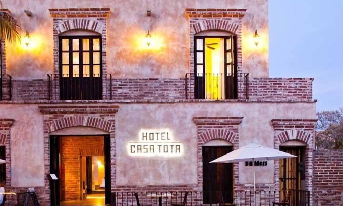 Todos Santos Hotel | Hotel Casa Tota