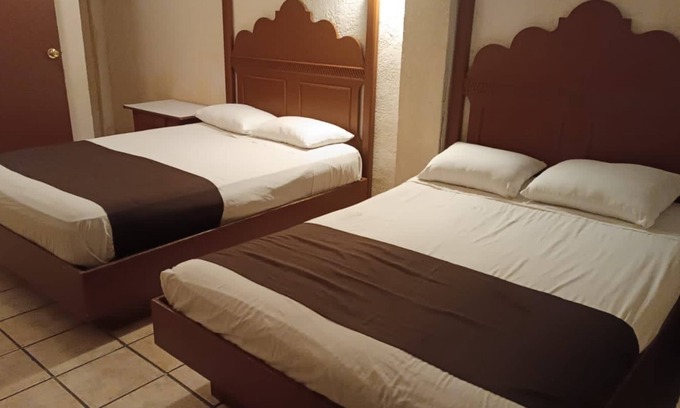 Nuevo Laredo Hotel | Hotel Cazadores