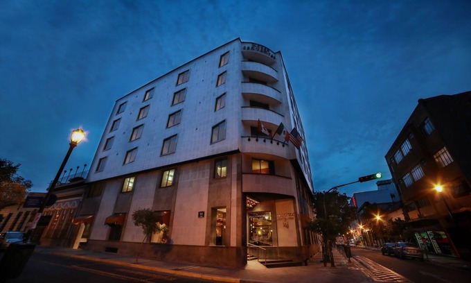 Downtown Guadalajara Hotel | Hotel Cervantes