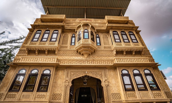 Jaisalmer Hotel | Hotel Chouhan Palace