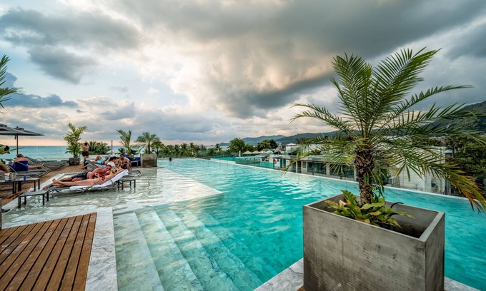 Patong Hotel | Hotel Clover Patong Phuket