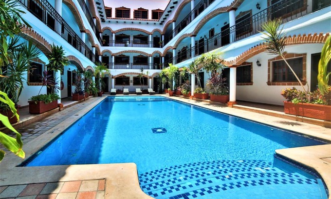 Centro Hotel | Hotel Colonial Playa del Carmen