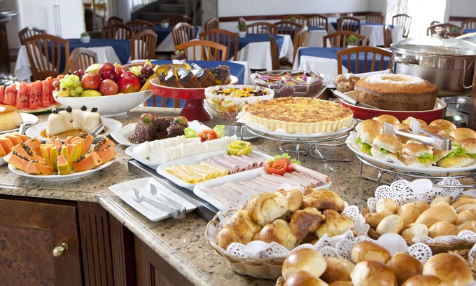 Chacaras Primavera Hotel | Hotel Colonial Plaza