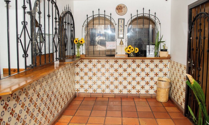 Centro Hotel | Hotel Colonial Tijuana