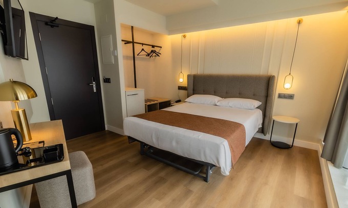 Padron Hotel | Hotel Corona de Padrón