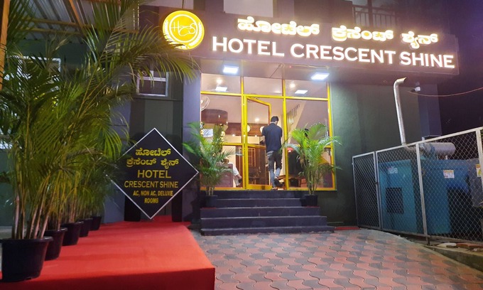 Begur Bed & Breakfast | Hotel Crescent Shine
