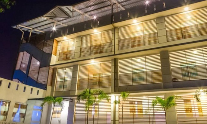 Seeduwa - Katunayake Hotel | Hotel Crown Plaza Katunayake