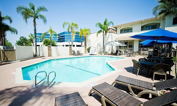 Guasti Hotel | Hotel d'Lins Ontario Airport