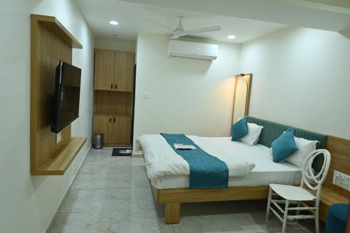 Bhat Hotel | Hotel Daily Stay