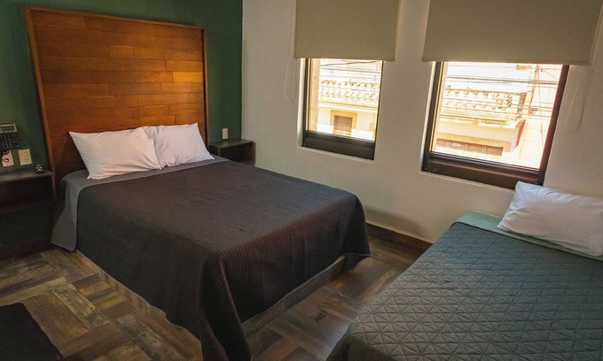 Leon Hotel | HOTEL DALIA