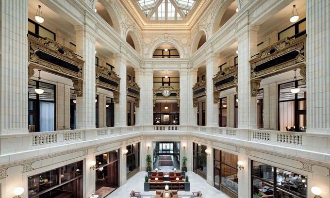 Downtown Detroit Hotel | Hotel David Whitney, Autograph Collection