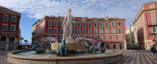 Old Town Hotel | Hotel De La Mer