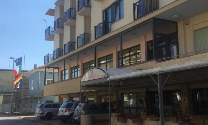 Torre Pedrera Hotel | Hotel Diamante 5 minuti dalla fiera di rimini CON PARCHEGGIO INCLUSO