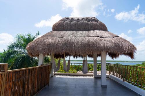 Mario Villanueva Madrid Hotel | Hotel Diosa del Agua Bacalar