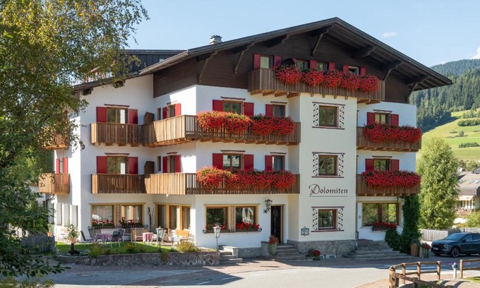 Monguelfo Hotel | Hotel Dolomiten