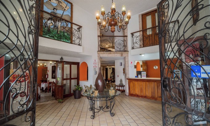 Downtown Guadalajara Hotel | Hotel Don Quijote Plaza