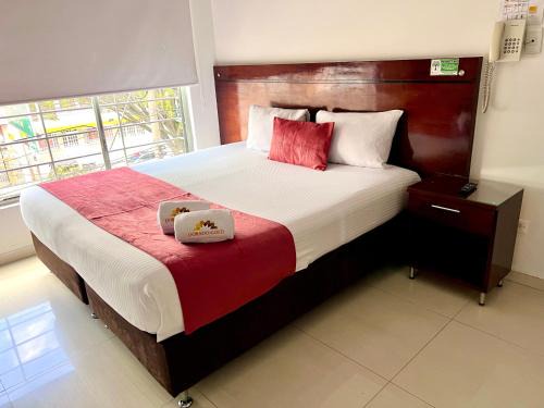Calle 26 Hotel | Hotel Dorado Gold