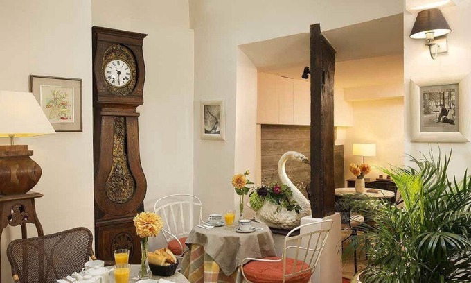 Les Halles Hotel | Hotel du Cygne Paris