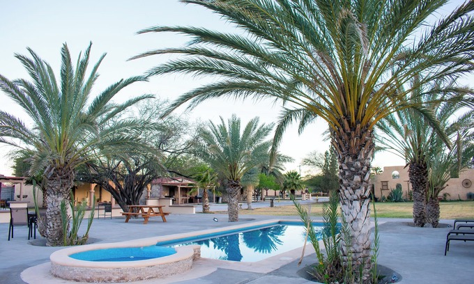Cuatro Cienegas Hotel | Hotel El Nogalito
