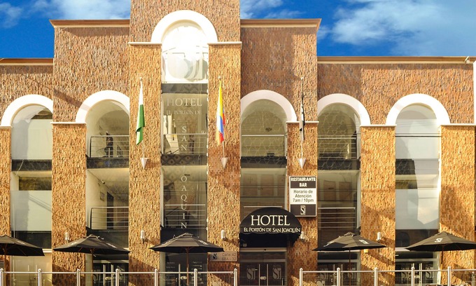 Laureles - Estadio Hotel | Hotel El Portón de San Joaquín