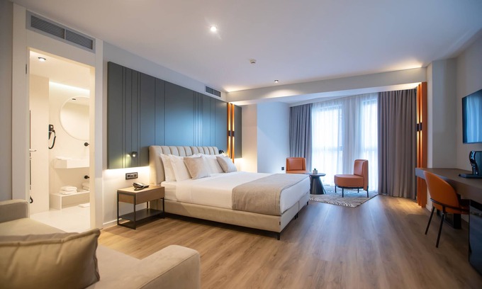 Tirana Hotel | Hotel Elisa Tirana, Affiliated by Meliá