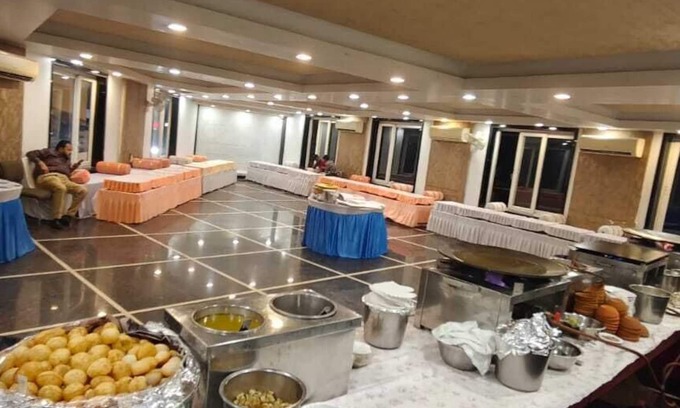 Agra Hotel | Hotel Eminent
