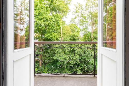 Historical Center Bruges Hotel | Hotel Entree - Canal View Bruges